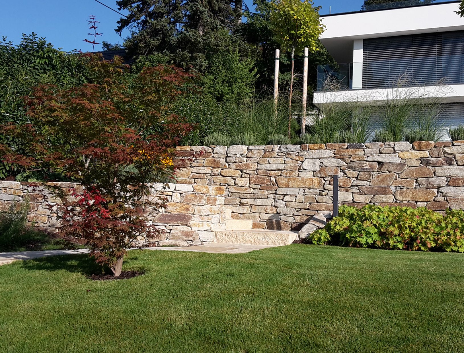 Natursteine im Garten 
