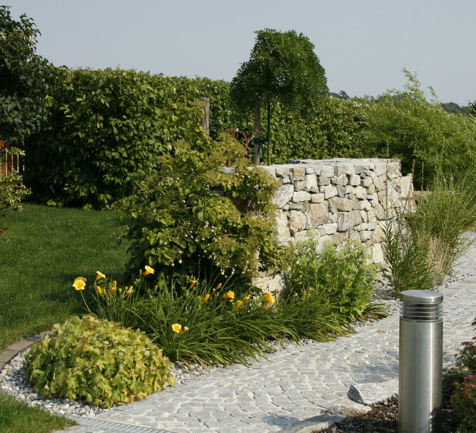 Natursteine im Garten 