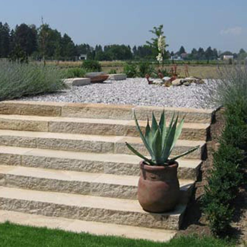 Natursteine im Garten 